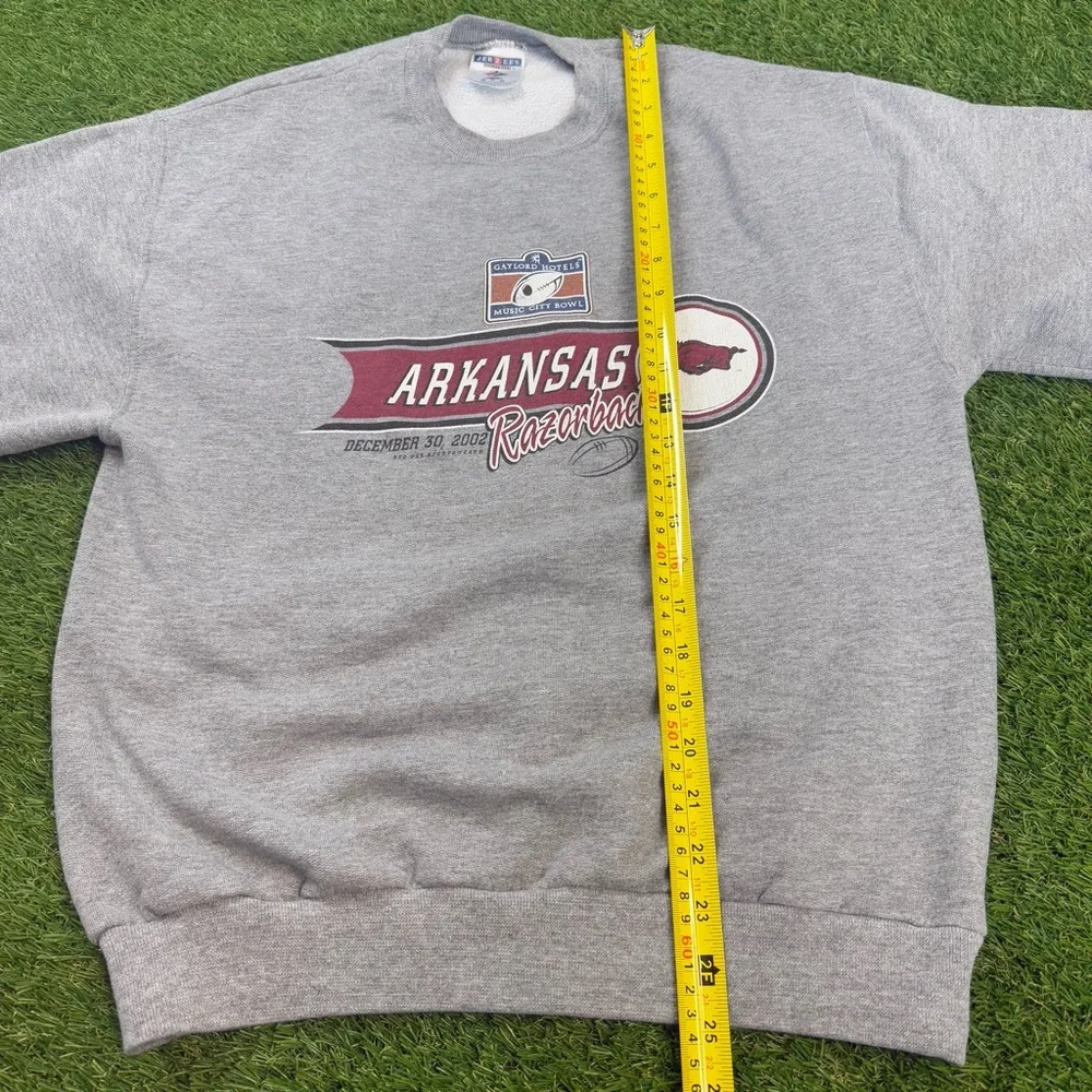 Jerzees Gray Crewneck Sweater Classic‎ Design